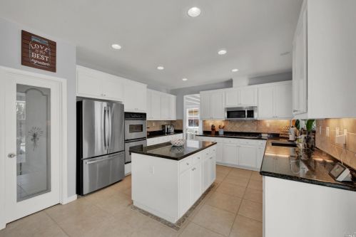 5077 Ellis Godfrey Dr, Fairfield CA  94533-8959 exterior