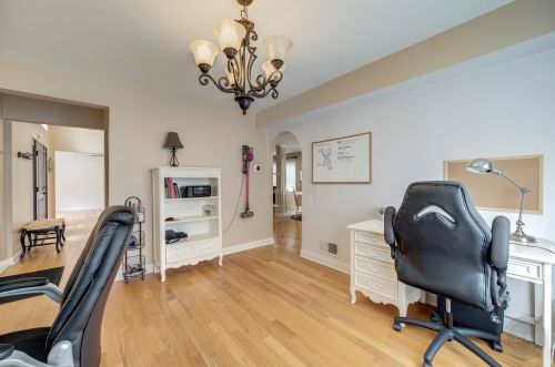 1524 Charlotte Cir, Naperville, IL 60564-8204