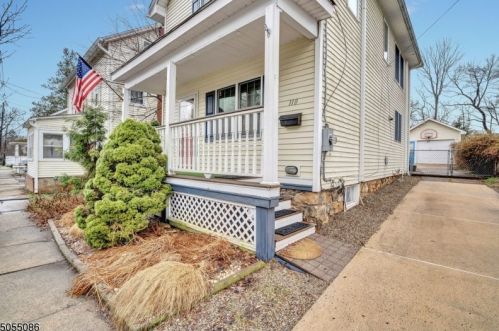 110 Water St, Hackettstown, NJ 07840-2312