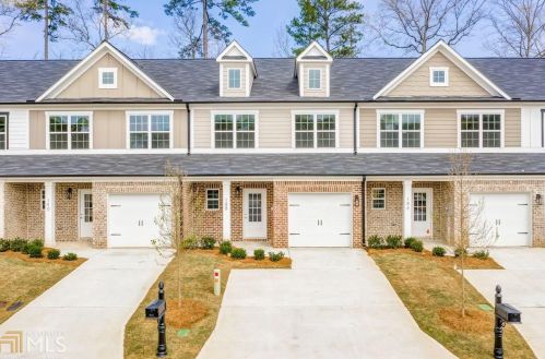 188 Spring Way Sq, Holly Springs, GA 30114-1229