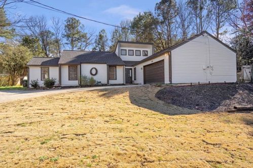3471 Lady Margaret Ln, Tucker, GA 30084-3207