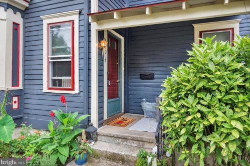 102 Park Ave, Tavistock NJ 08033-1639 exterior