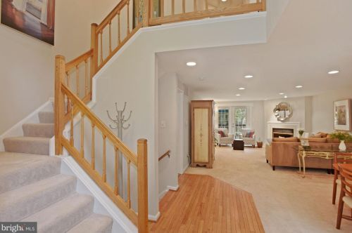 11725 Arbor Glen Way, Herndon, VA 20194-1578
