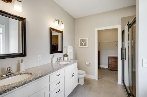 8211 158th St, Prior Lake MN  55378-2535 exterior