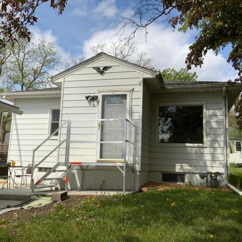 109 5th St, Jackson, MN 56143-1582