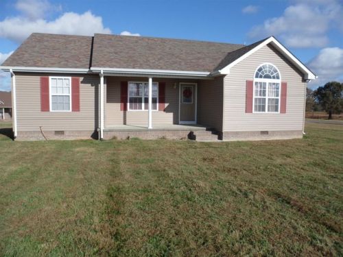 683 Tuck Rd, Lafayette, TN 37083-4242