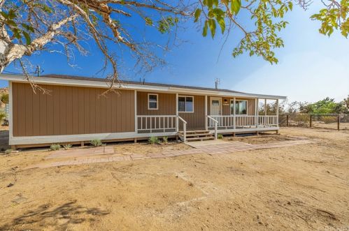 3639 Backus Rd, Mojave, CA 93501-7003