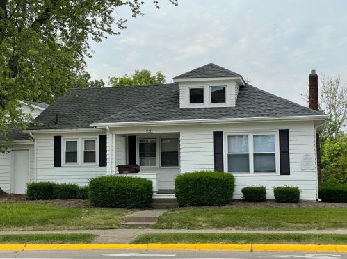 231 Chestnut St, Miami, OH 45056-2686