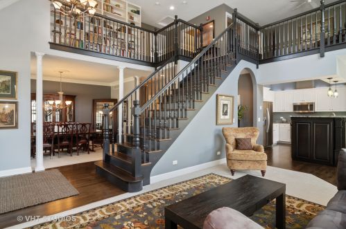 1491 Cress Creek Ct, Naperville, IL 60563-1215
