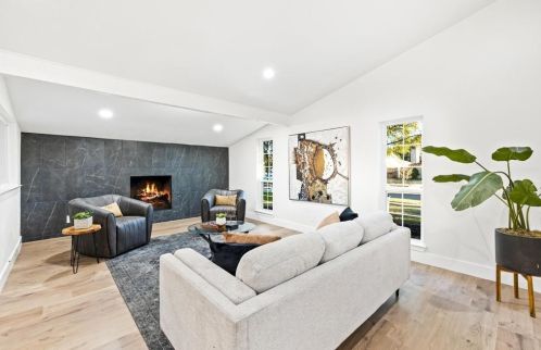 1827 Addington Dr, Carrollton TX exterior