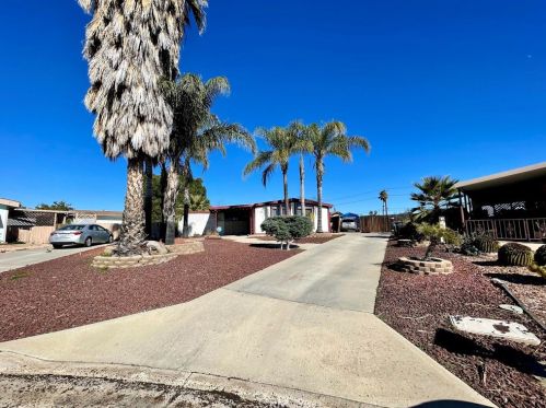 399 Coral Hills Rd, Perris, CA 92570-1959