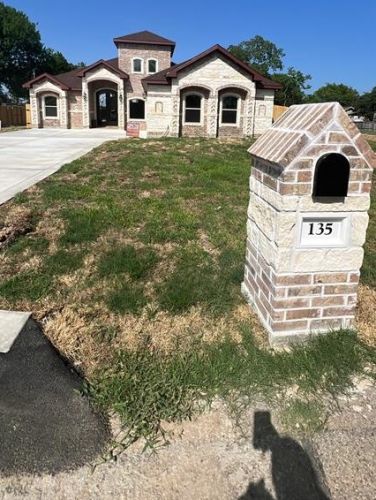 135 Idaho St, Morgans Point, TX 77571-5502