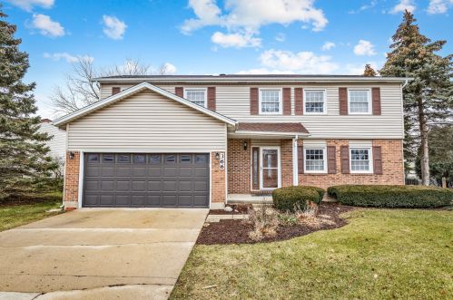 366 Shelburne Dr, Carol Stream, IL 60188-9230