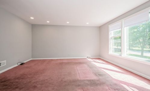 6140 Kimball Ave, Chicago, IL 60659-2224
