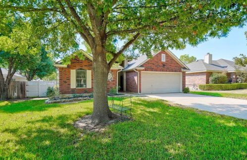 1904 19th St, Georgetown, TX 78626-7330