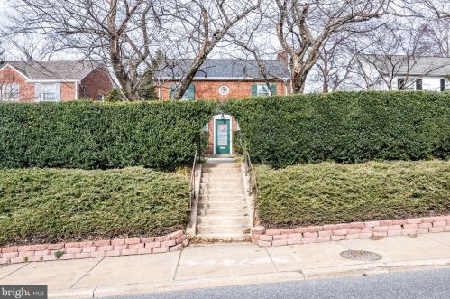 9408 Colesville Rd, Silver Spring, MD 20901-4820