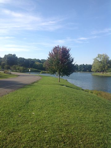 101 Lake Cir, Dickson, TN 37055-1437