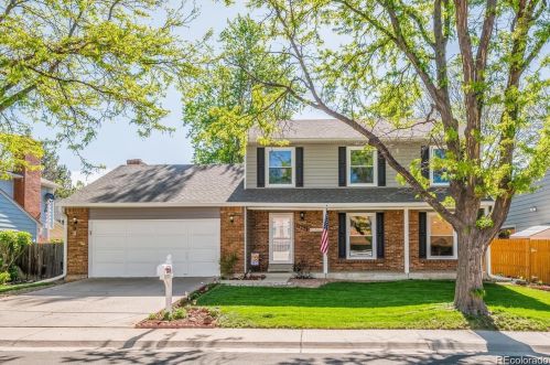 1466 Kittredge St, Denver CO  80017-4008 exterior
