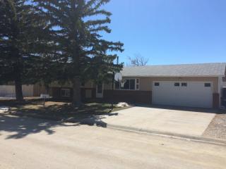 1806 Loch Lomond Dr, Rawlins, WY 82301-4239