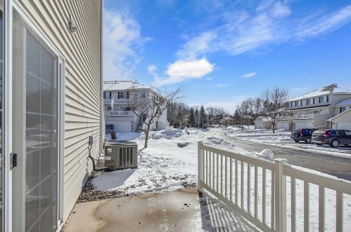 4941 Grenwich Ave, Saint Paul MN  55128-2058 exterior