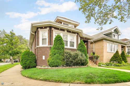 3047 76th Ct, Chicago, IL 60707-1104