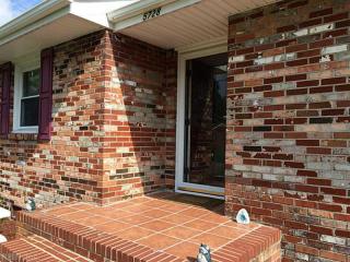 5728 Brookmere Ln, Portsmouth, VA 23703-1606