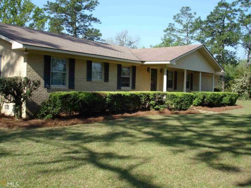 257 Lonnie Burke Rd, Portal, GA 30450-4607