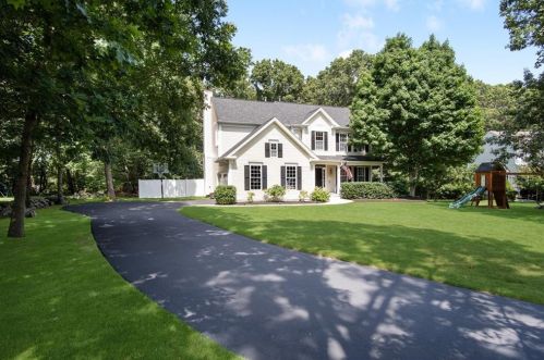 293 Castle Rocks Rd, Warwick, RI 02886-9566