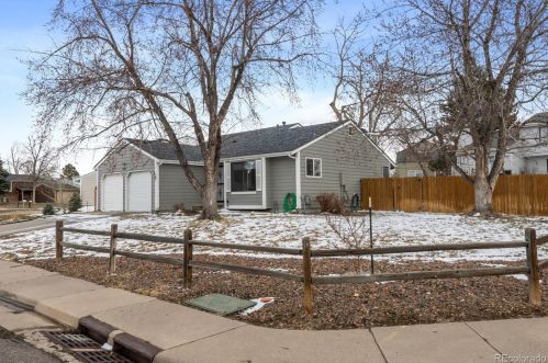 18112 Crestline Cir, Denver, CO 80015-2677