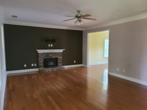 131 Loyd Rd, Mansfield, GA 30055-3260