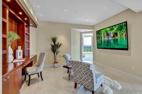 5144 Scholarship, Irvine CA  92612-5696 exterior