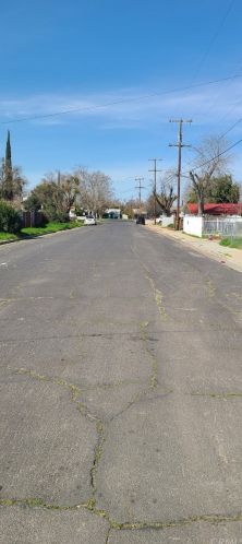 1745 Dale Ave, Merced, CA 95340-4159