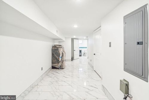 2236 Hancock St, Philadelphia PA  19133-3719 exterior