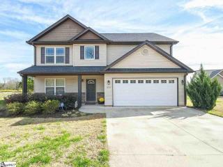 373 Silver Lake Rd, Duncan, SC 29334-9782
