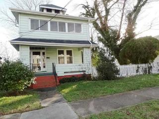615 34th St, Norfolk, VA 23508-3141