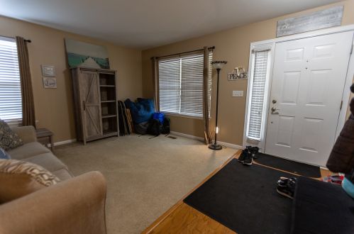 21520 Loch Ln, Joliet, IL 60403-1199