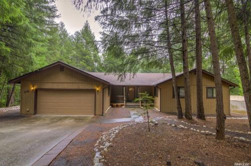 5711 Arrowhead Dr, Michigan Bluff, CA 95631-9604