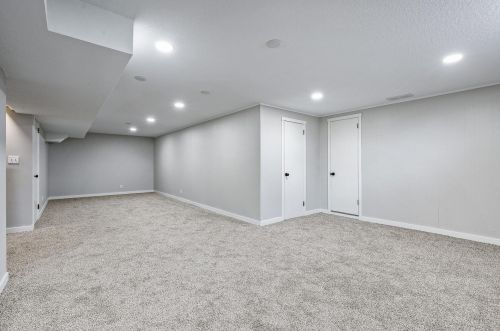 220 County Road B, Saint Paul MN  55113-6683 exterior