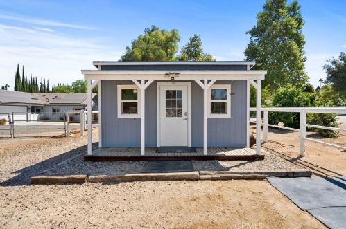 2150 Gratton St, Riverside CA  92504-5201 exterior