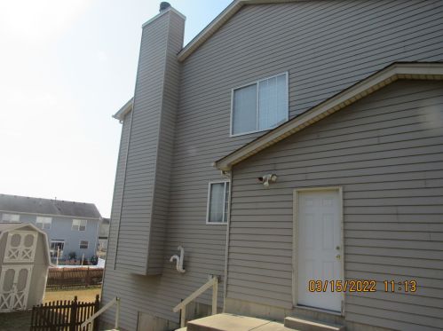 629 Waterford Ln, South Elgin, IL 60177-3285