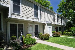 255 Weaver St, Greenwich CT  06831-4260 exterior