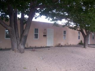 346 Estancia Dr, Albuquerque NM  87105-1956 exterior