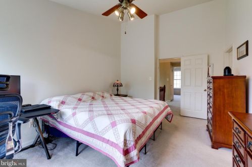 8725 Stone Hill Pl, Springfield VA  22153-1718 exterior