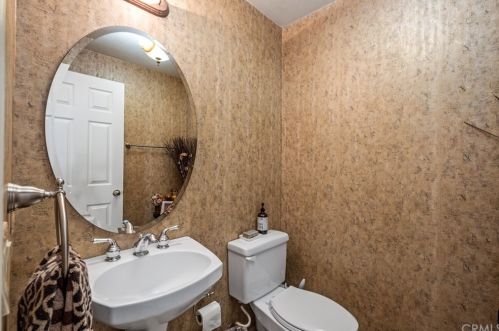 12 Three Rivers, Irvine CA  92602-1029 exterior