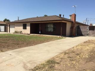 4691 Mckinley Ave, Fresno, CA 93722-5437