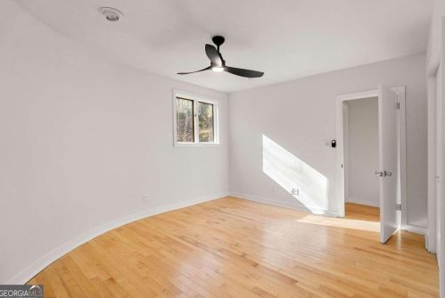 581 Harold Ave, Atlanta GA  30307-1743 exterior