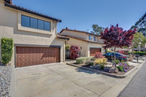 1152 Royal Ln, San Carlos, CA 94070-4276