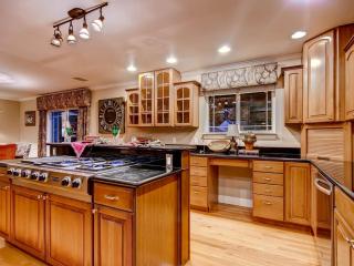 1445 Gaylord St, Denver CO  80206-2110 exterior