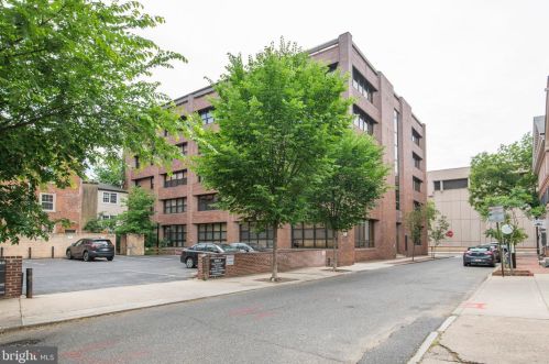 125 4th St, Philadelphia PA  19106-3100 exterior