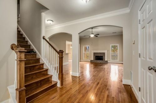 1020 Cureton Dr, Austell, GA 30106-2662